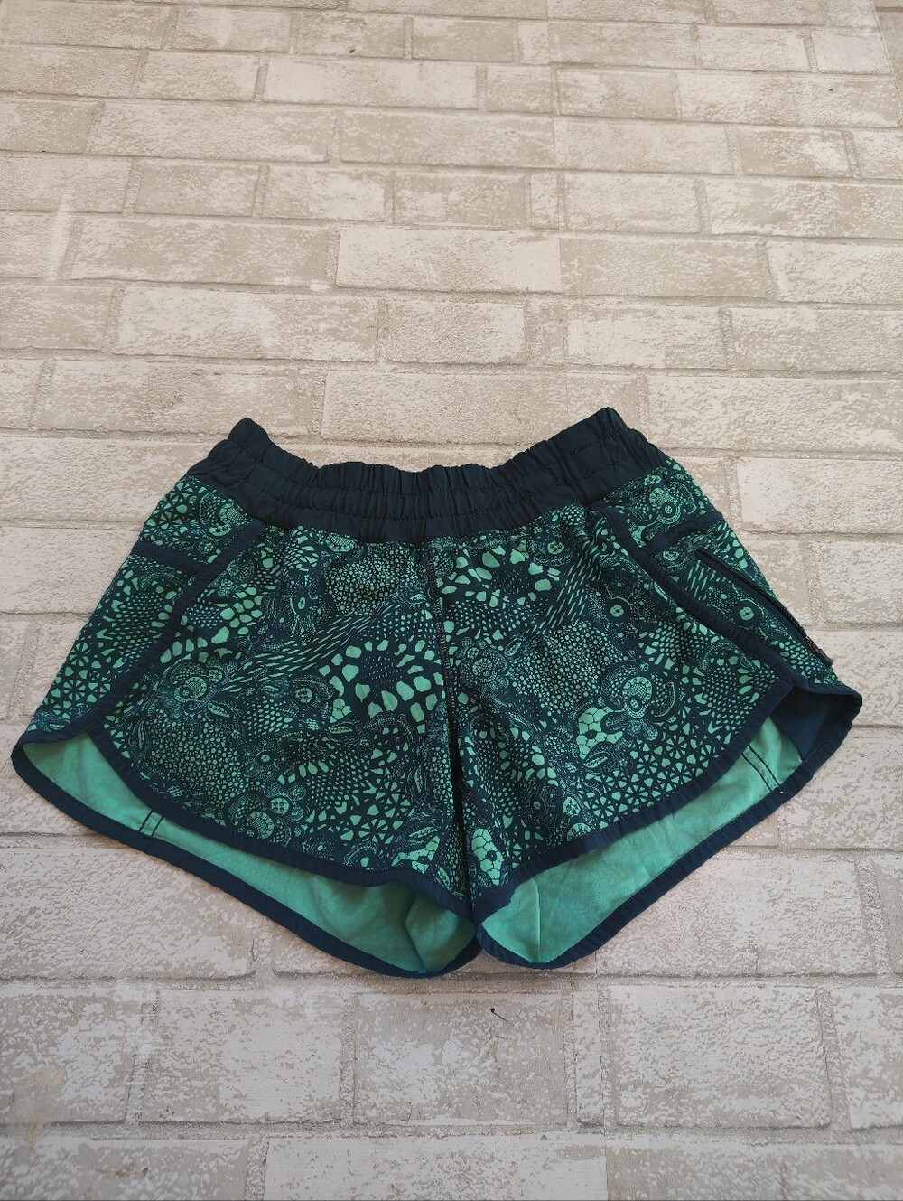 Lululemon Green Run Time Shorts